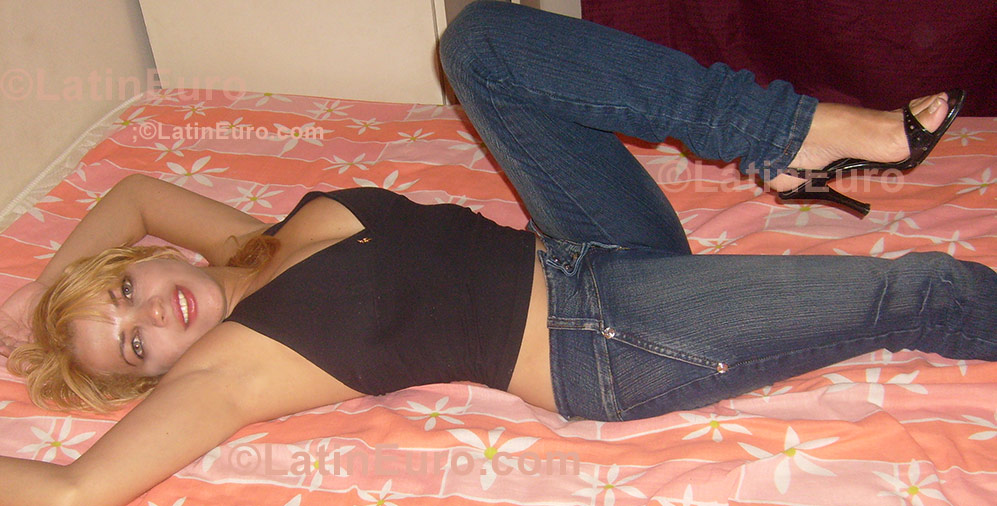 Date this funny Brazil girl Luciene from Santa Maria B757