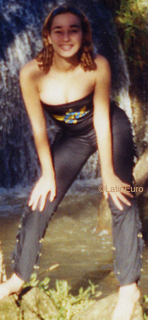 Date this foxy Brazil girl Marli from TOLEDO B7580
