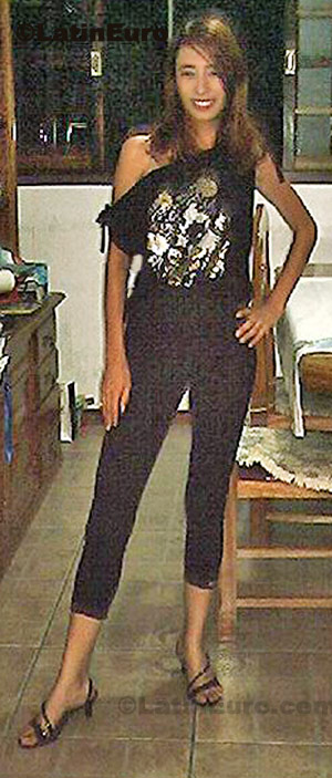 Date this exotic Brazil girl Claudia from Sao Paulo BR3810