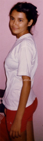 Date this good-looking Brazil girl Fernanda from JARDIM DE PIRANHAS B7738