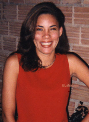 Date this fun Brazil girl Adriana from MACEIO B7808