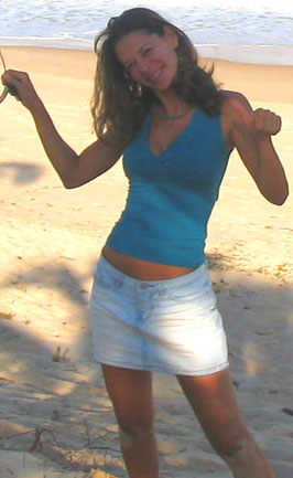 Date this georgeous Brazil girl Mercia from SALVADOR B7825