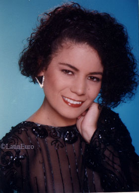 Date this happy Brazil girl Laisa from PORTO ALEGRE B7887