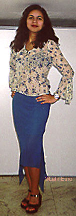 Date this lovely Brazil girl Elania from ITABORAI B7918