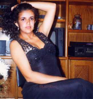 Date this stunning Brazil girl Elisabete from SAO PAULO B7961