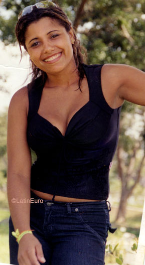 Date this sensual Brazil girl Leda from ITABUNA B7974