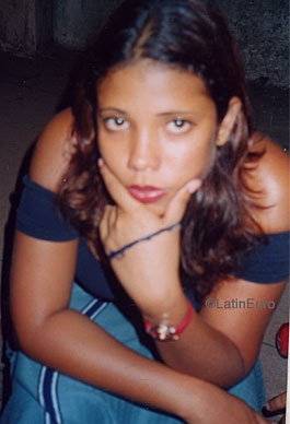 Date this attractive Brazil girl Elizangela from BELEM B8031