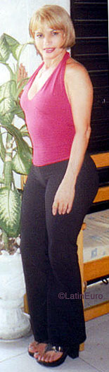 Date this sultry Brazil girl Mariene from  B8074