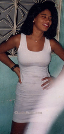 Date this pretty Brazil girl Elisangela from RIO DE JANEIRO B8155