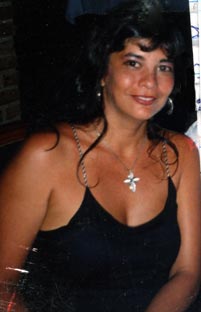 Date this happy Brazil girl Alba from BOM SUCESSO B8212