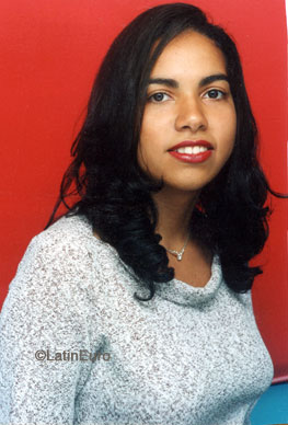 Date this pretty Brazil girl Raquel from GRAVATA B8262