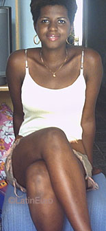 Date this hard body Brazil girl Cristina from RIO DE JANEIRO B8325