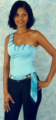 Date this hot Brazil girl Sandra from JABOATAO B8334