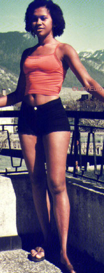 Date this voluptuous Brazil girl Vania from RIO DE JANEIRO B8407
