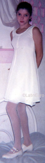 Date this nice looking Brazil girl Flaena from SAO LUIS B8486