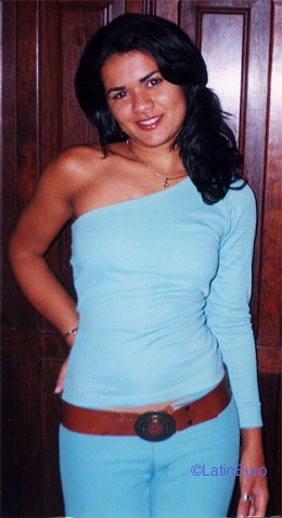 Date this georgeous Brazil girl Poliana from TEIXEIRA DE FREITAS B8525