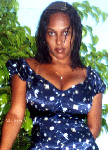 Date this gorgeous Brazil girl Rosilene from ARACAJU B8534