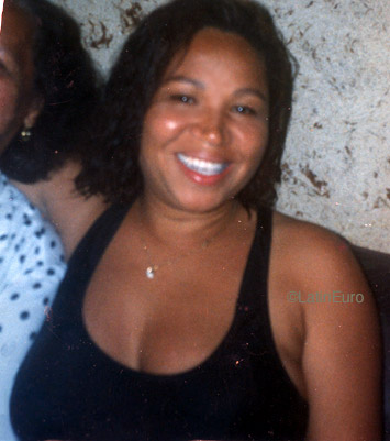 Date this funny Brazil girl Valdinete from SANTOS B8548