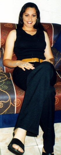 Date this nice looking Brazil girl Andreia from PIRACICABA B8668
