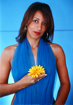 Date this foxy Brazil girl Aparecida from VITORIA B8695