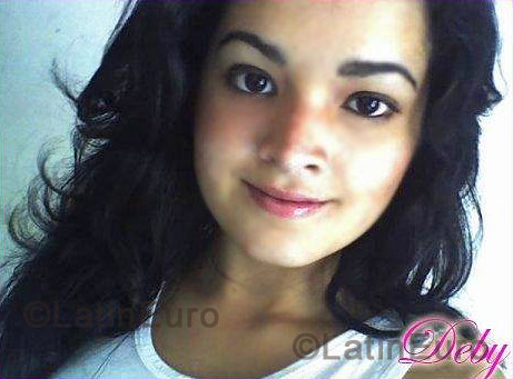 Date this pretty Brazil girl Deborah from Belem B913