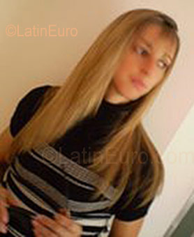 Date this attractive Brazil girl Rita from Sao Paulo B976