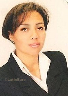 Date this charming Colombia girl Yinneth from Bogota C8351