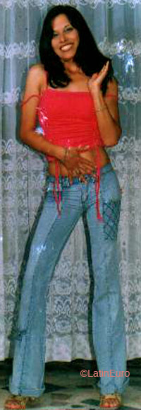 Date this voluptuous Colombia girl Leslie from Bogota C9437