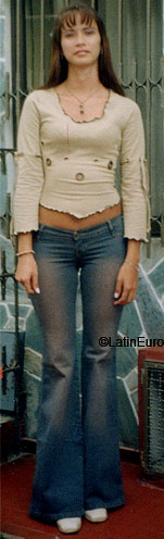 Date this pretty Colombia girl Carlolina from Cali C9787