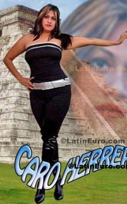 Date this nice looking Mexico girl Gabriela from Cancun N-1088