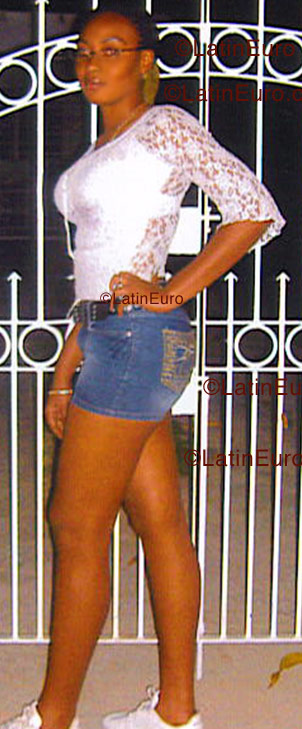 Date this gorgeous Jamaica girl Alicia from Kingston N-112