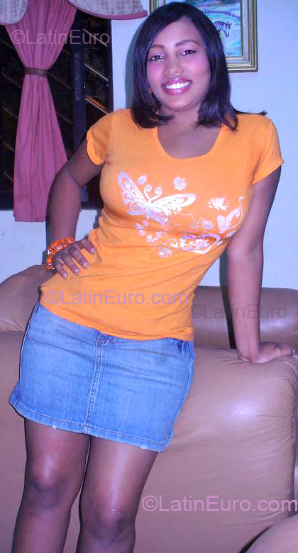 Date this exotic Any Country girl Josefina from  N-1675