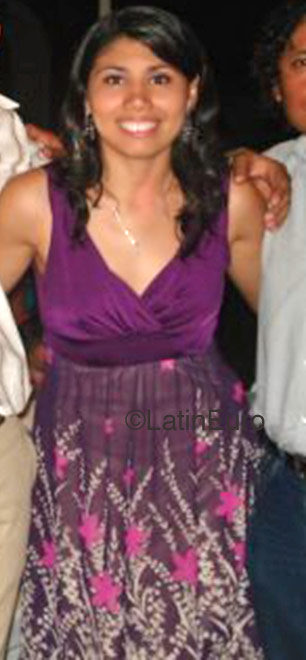 Date this lovely Mexico girl Emma from Merida N-244