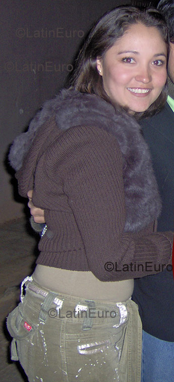 Date this happy Mexico girl Leticia from  N-268