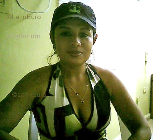 Date this passionate Mexico girl Flor- from  N-327