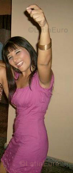Date this hard body Honduras girl Diana from San Pedro Sula N-382