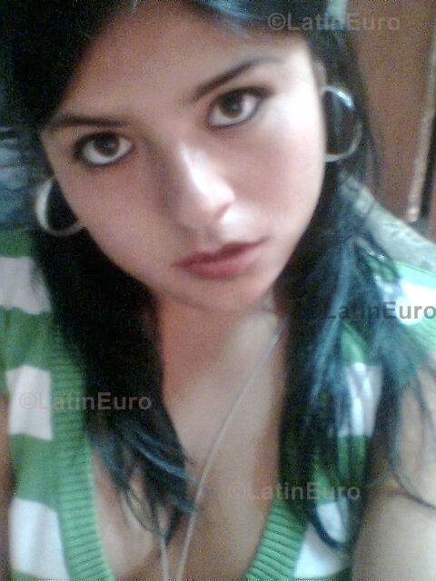 Date this hot Peru girl Maria from Lima N-433