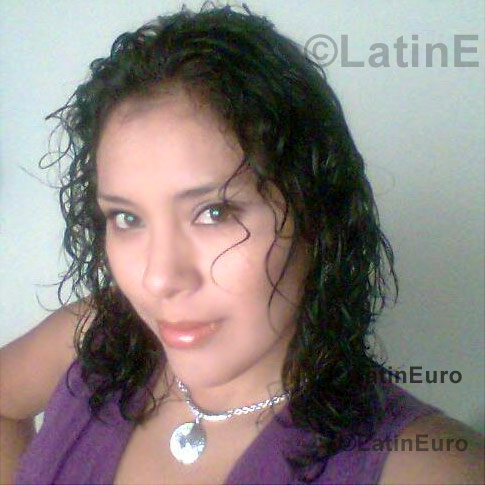 Date this cute Peru girl Rosa from Lima N-486