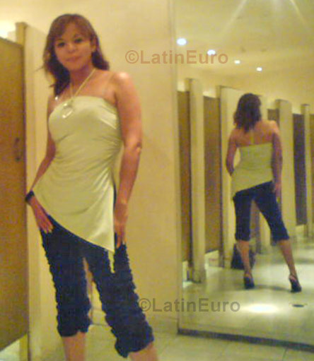 Date this cute Mexico girl Claudia from  N-620