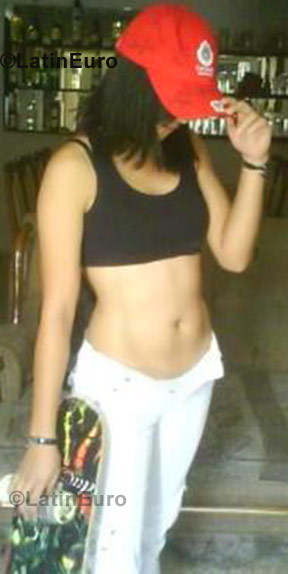 Date this happy Mexico girl Elsa from Mexicana N-724