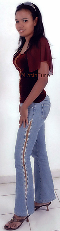 Date this charming Dominican Republic girl Anny from Santiago N1047