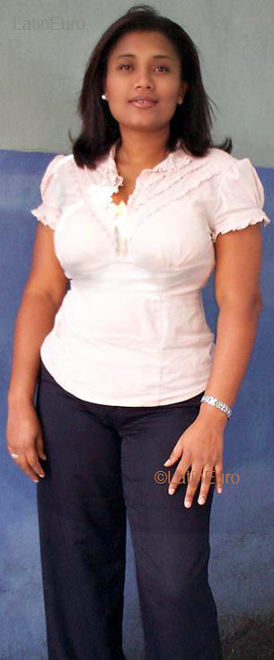 Date this sensual Dominican Republic girl Ana from Santo Domingo N1373