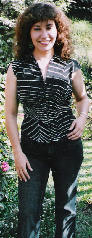 Date this stunning Peru girl Carmen from Ica N1473
