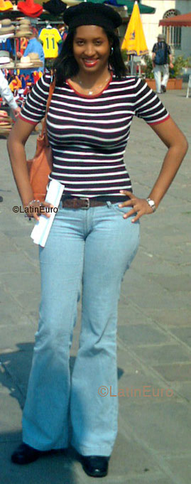 Date this tall Dominican Republic girl Mirtha from Santo Domingo N1483