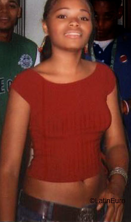 Date this sultry Dominican Republic girl Paola from Santo Domingo N1606