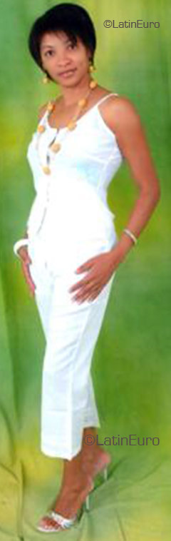 Date this attractive Any Country girl Marcia from  N174
