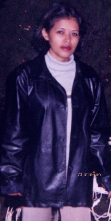 Date this foxy Honduras girl Osiris from Yoro N1771