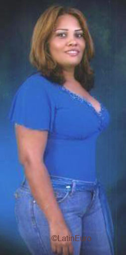 Date this stunning Dominican Republic girl Belkis from Bonao N1811