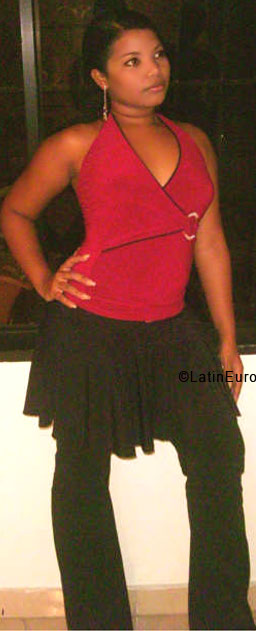 Date this beautiful Dominican Republic girl Eumary from  N1874