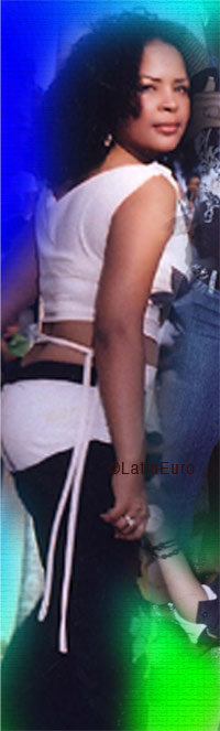 Date this sensual Any Country girl Ruth from  N2070